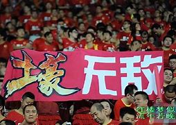 爱游戏体育官方-包含广州恒大大胜，积分榜上追赶领头羊的词条