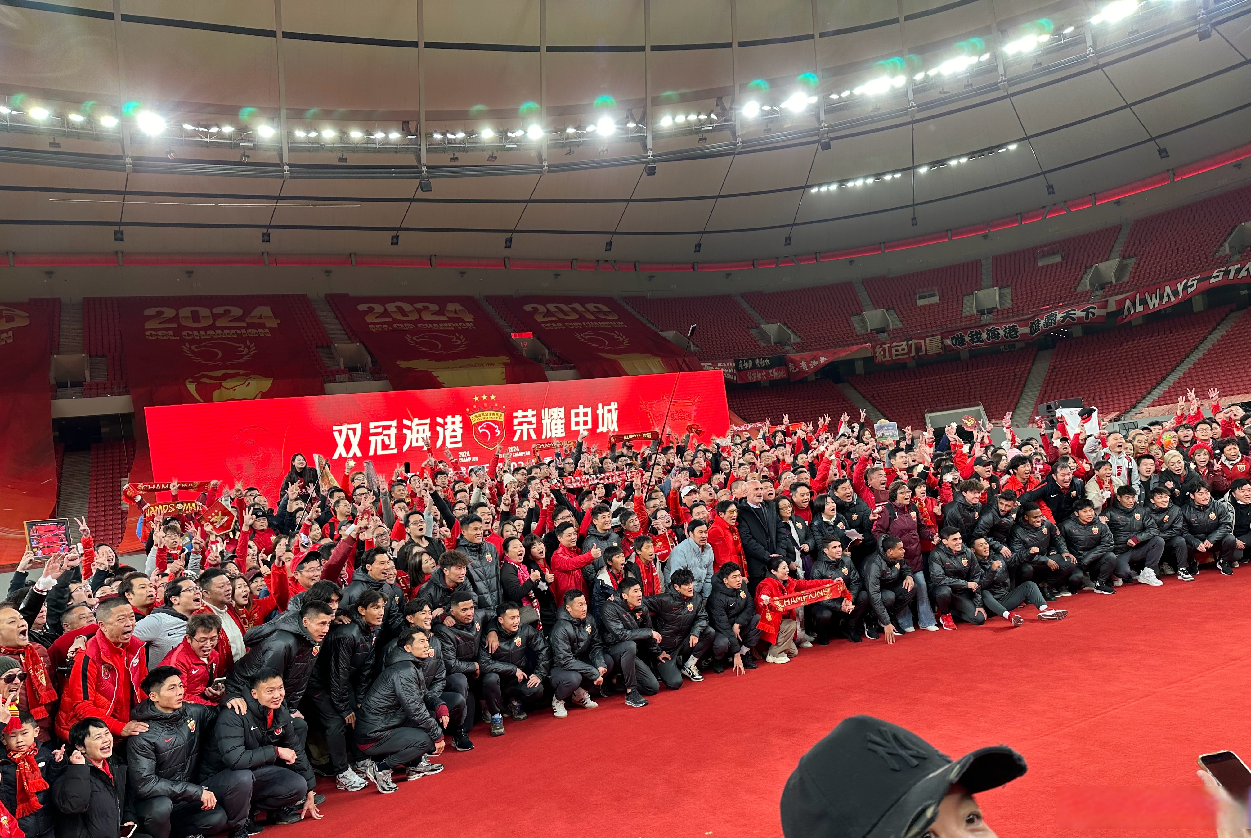 爱游戏体育官方-激烈备战气氛升温，球员们信心满满的简单介绍